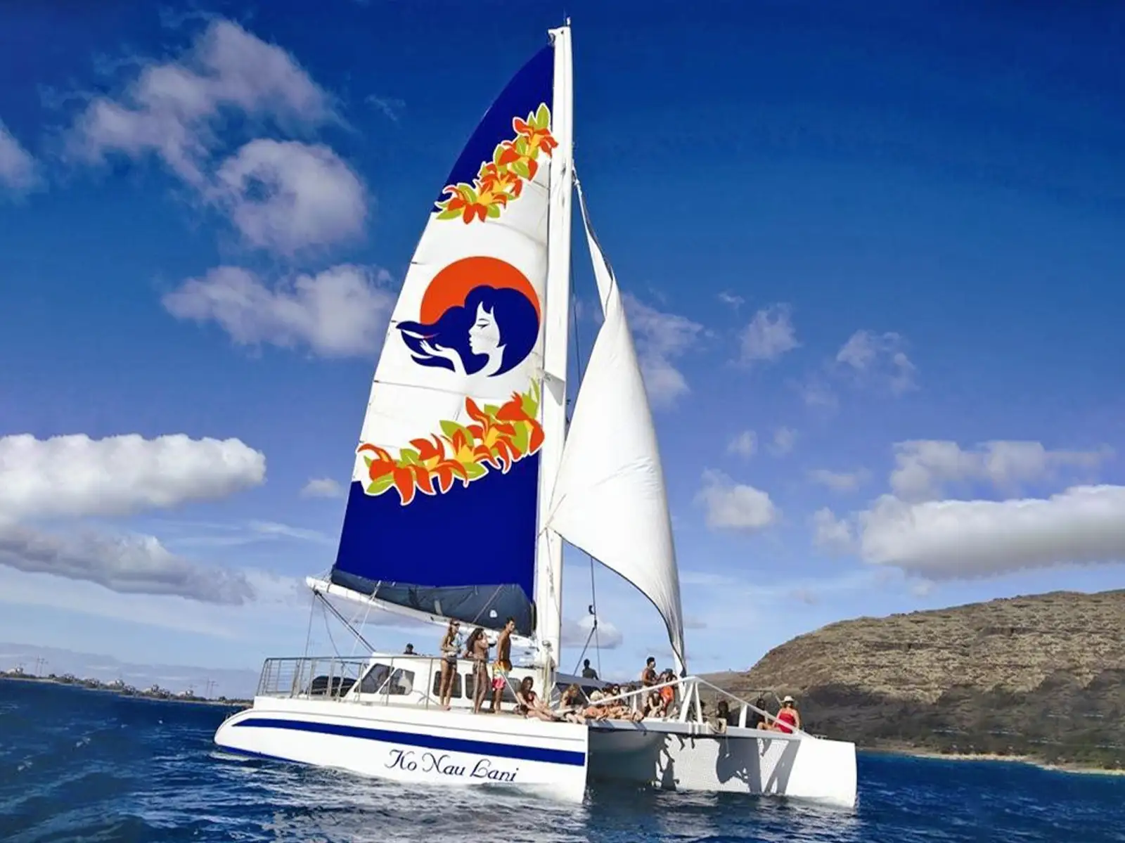 West Oahu Dolphin Snorkel Sail: Guaranteed Dolphin Viewing & Lunch