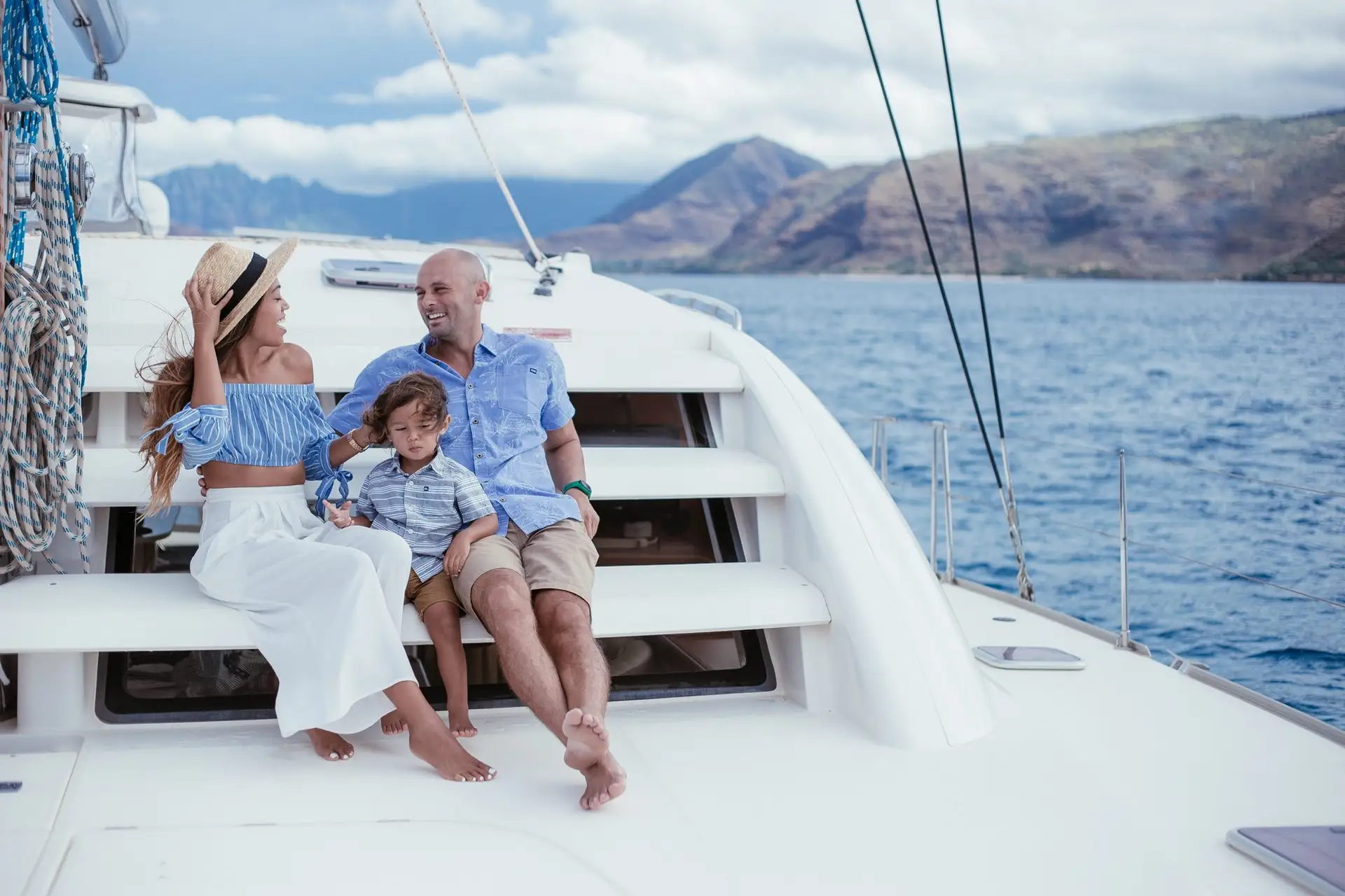 Ko Olina Captain's Sunset Cruise: Intimate Evening Sail and Gourmet Tasting