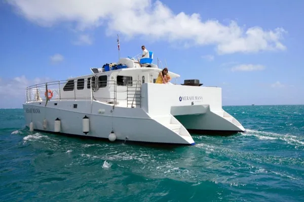 Kaneohe Bay Sandbar & Snorkeling Tour - photo 2