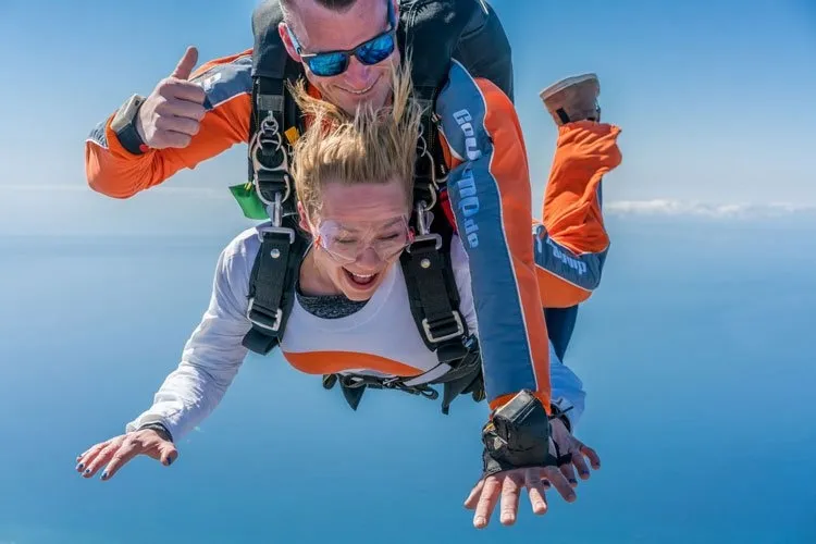 Hawaii Tandem SkyDive: Thrilling Freefall and Paradise Views over Oahu's North Shore - photo 3