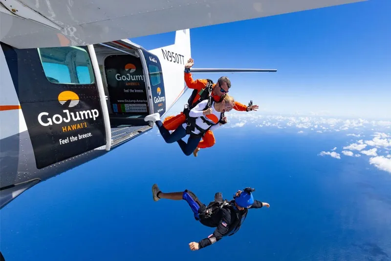Hawaii Tandem SkyDive: Thrilling Freefall and Paradise Views over Oahu's North Shore - photo 5