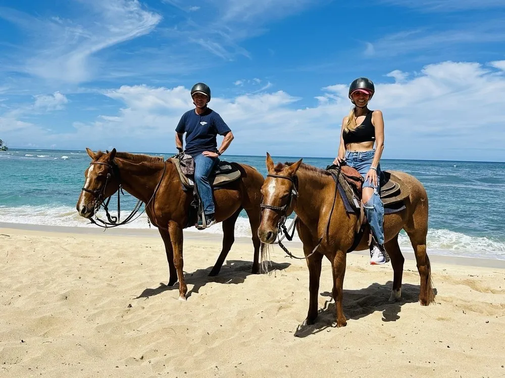 Scenic Horseback Riding on Oahu's North Shore with Stunning Ocean Views - photo 2