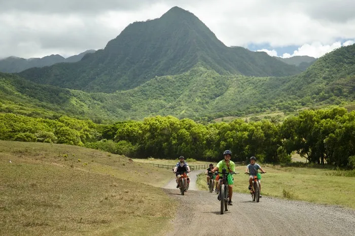 Oahu Novice E-Bike Tour: Relaxed 7-Mile Ride with Scenic Photo Stops