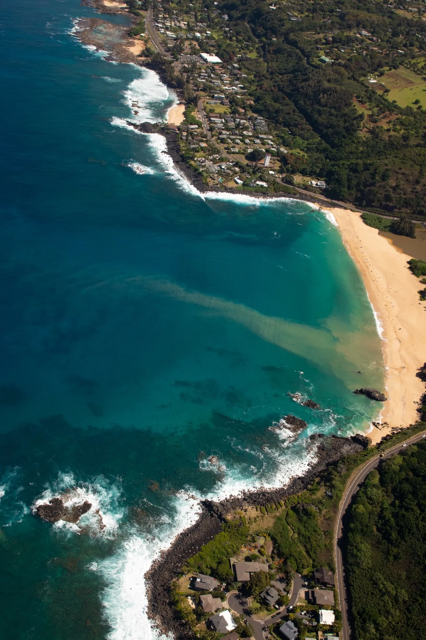 Extreme Doors Off Oahu Flight: Unobstructed Views of Valleys, Waterfalls, & Coastline - photo 3