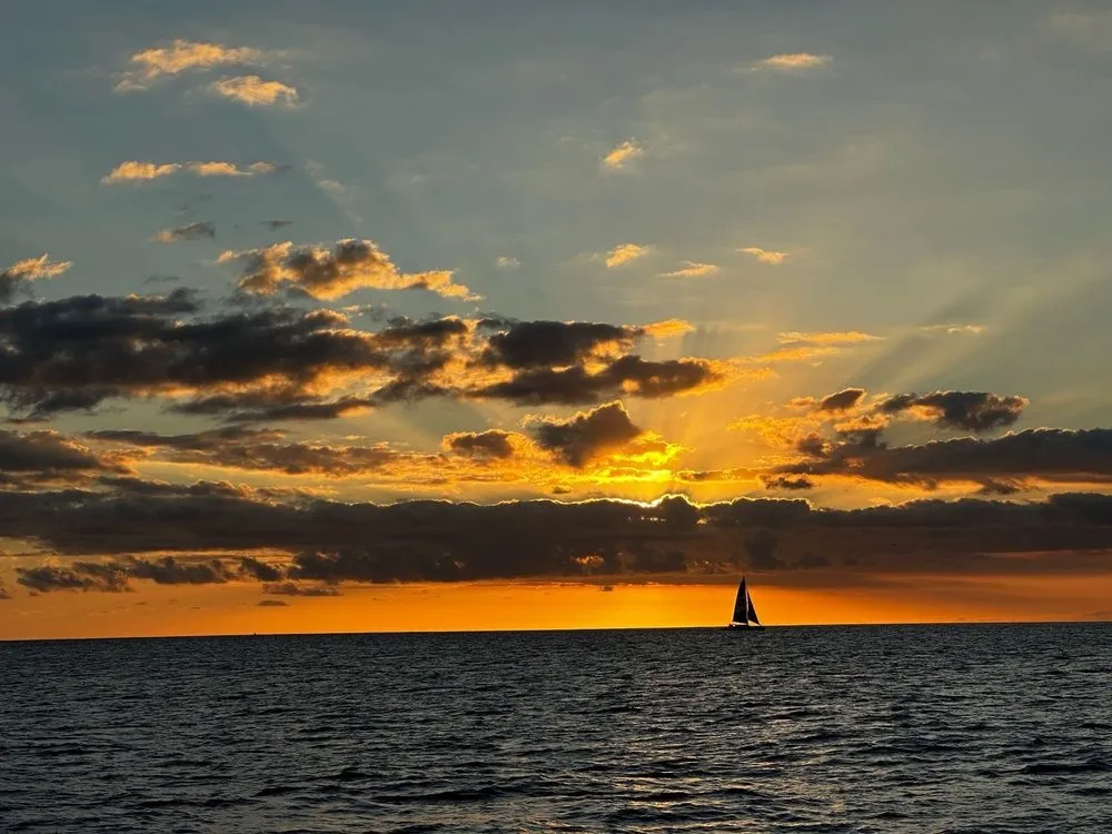 Sunset Splash & Sail - photo 2