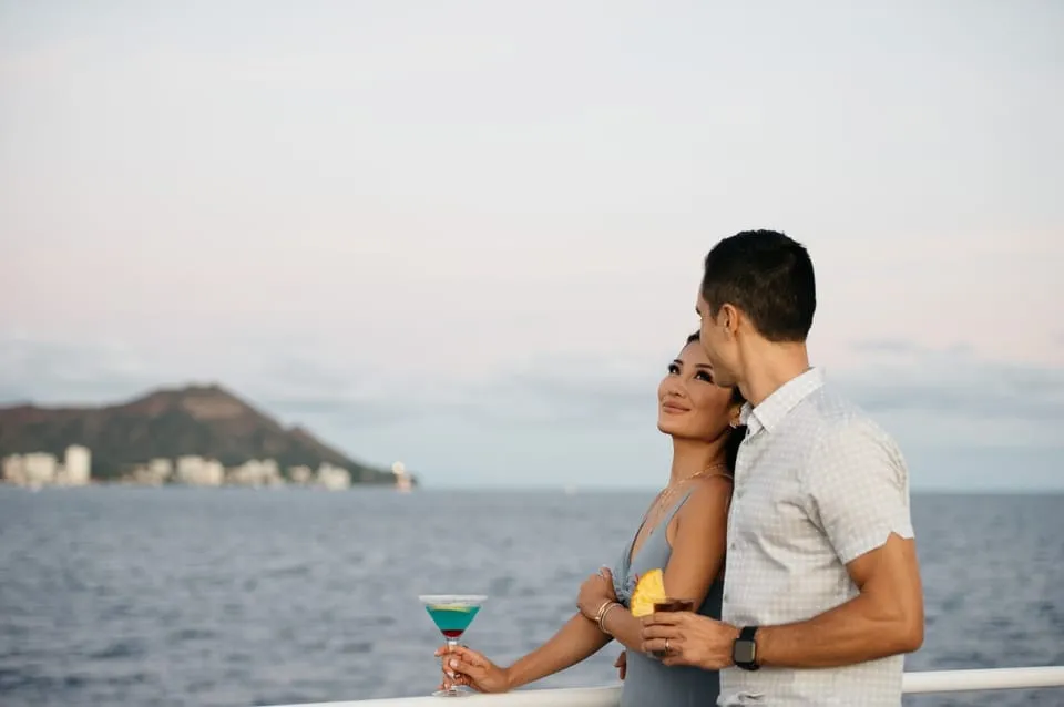 Sunset Cocktail Cruise - photo 3