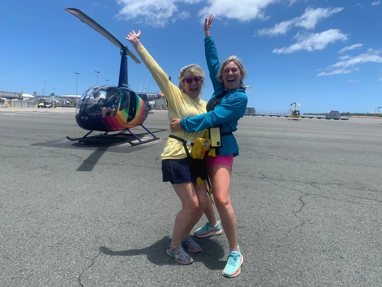 Rainbow Helicopter: Oahu Scenic Flight over Diamond Head & Pearl Harbor - photo 2
