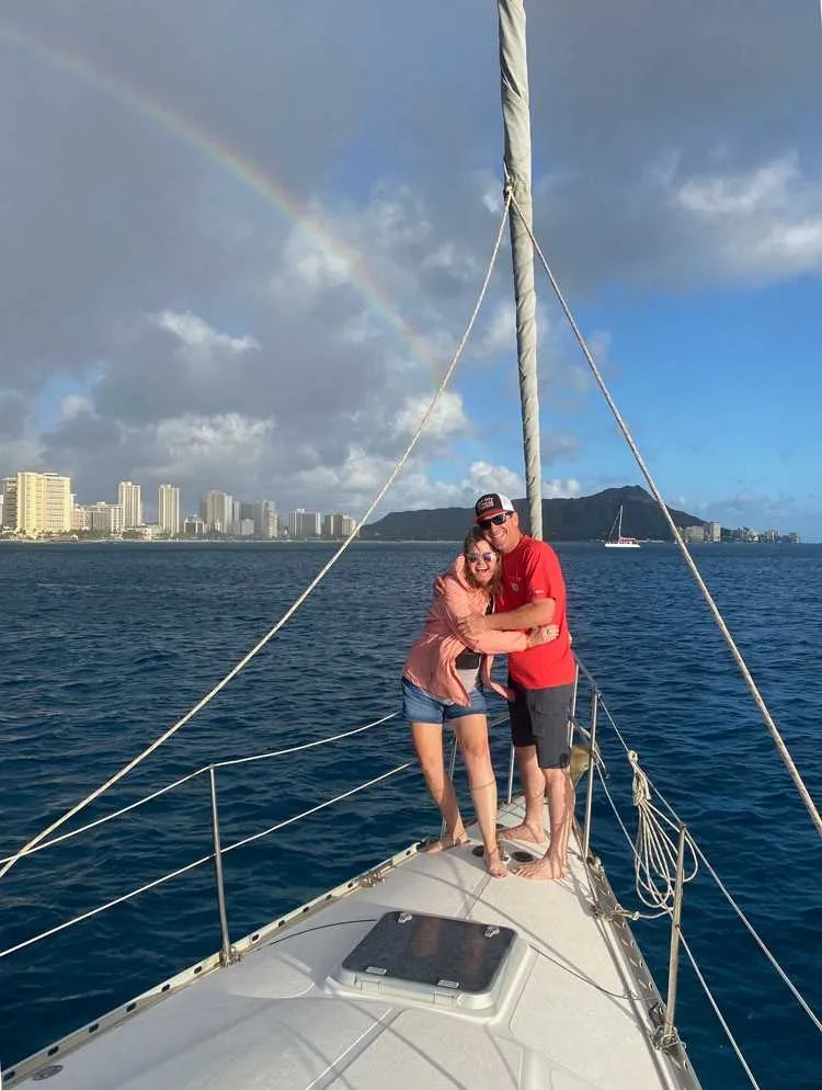 Luxury Sail: Diamond Head Cruise, Swim, & Snorkel near Waikiki - photo 3